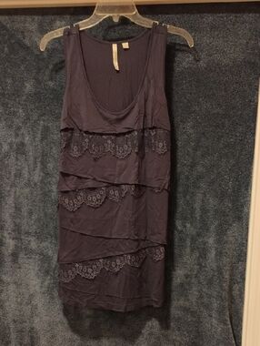 New York & Company Purple Tiered Lace Trim Tank Top